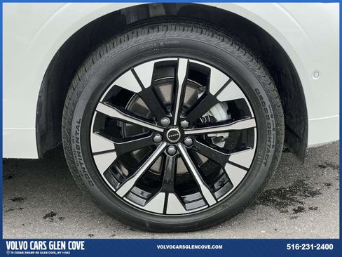 Used 2026 Volvo XC60 B5 Plus w/ Protection Package Premier AWD/4WD image 6