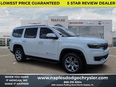 Used 2022 Jeep Wagoneer Series II AWD/4WD image 1