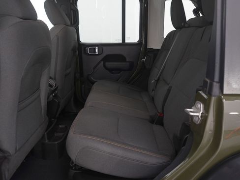 Used 2024 Jeep Wrangler Unlimited AWD/4WD image 14