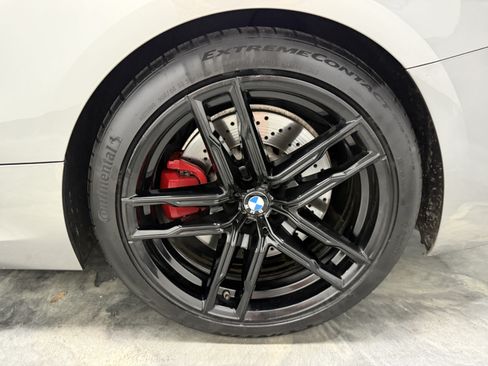 Used 2022 BMW M8 Competition w/ M Carbon Exterior Package AWD/4WD image 26