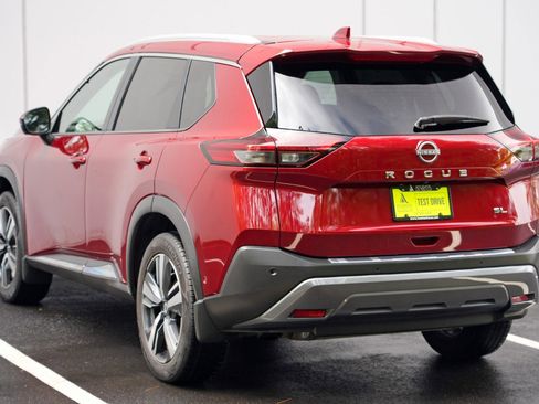 Used 2023 Nissan Rogue SL w/ SL Premium Package FWD image 48
