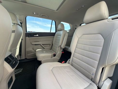 Used 2021 Volkswagen Atlas SEL Premium AWD/4WD image 14