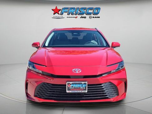 Used 2025 Toyota Camry LE image 2