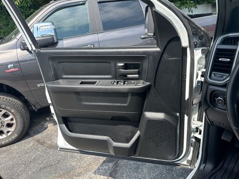 Used 2022 RAM 3500 Tradesman w/ Towing Technology Group AWD/4WD image 16