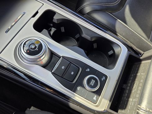 Used 2022 Ford Explorer ST w/ Equipment Group 401A AWD/4WD image 30