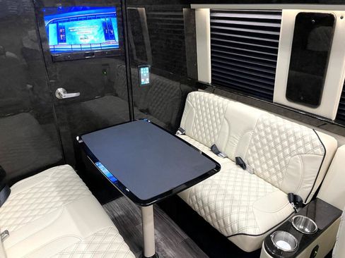 Used 2022 Mercedes-Benz Sprinter 3500 image 17