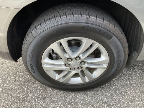 Used 2018 Buick Enclave Essence image 10