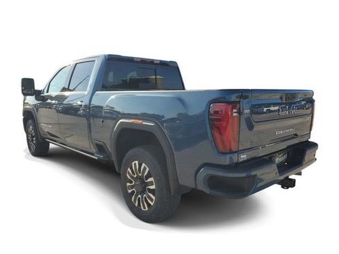New 2026 GMC Sierra 2500 Denali Ultimate image 4