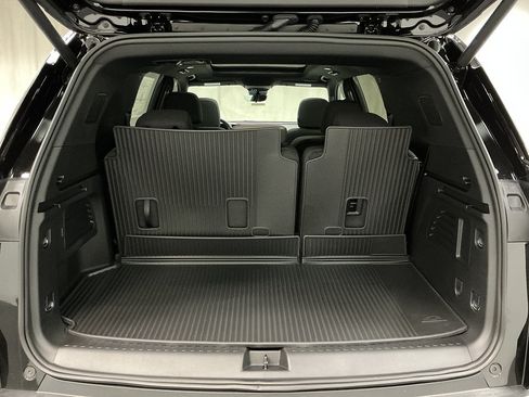 New 2026 Chevrolet Traverse LT w/ Sun and Wheel Package AWD/4WD image 30