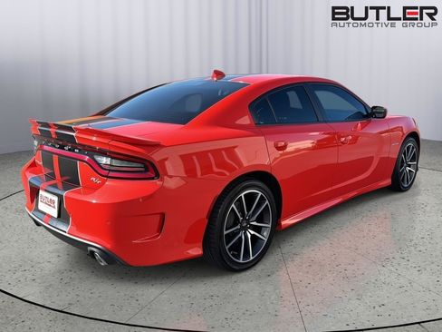 Used 2022 Dodge Charger R/T w/ Plus Group RWD image 6