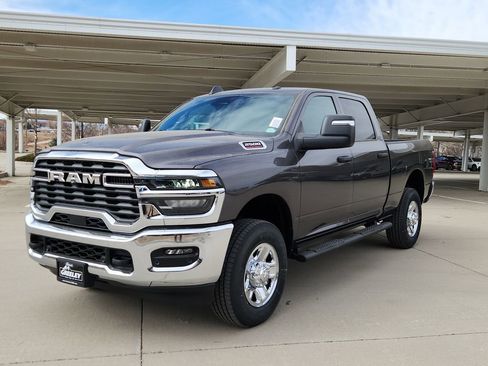 New 2026 RAM 2500 Tradesman image 4