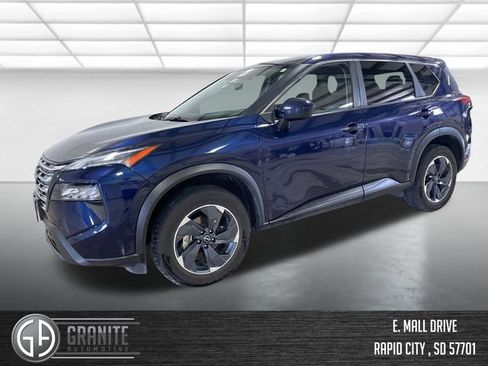 Used 2025 Nissan Rogue SV AWD/4WD image 1