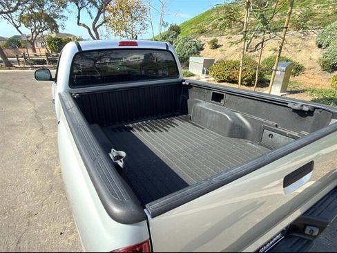 Used 2005 Toyota Tacoma 2WD Regular Cab w/ Enhancement Pkg image 6