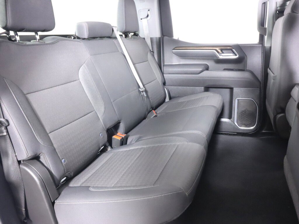 Used 2026 Chevrolet Silverado 1500 RST AWD/4WD image 42