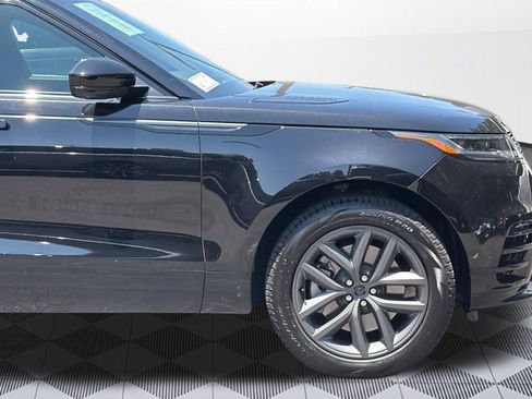 Certified 2026 Land Rover Range Rover Velar Dynamic SE AWD/4WD image 36