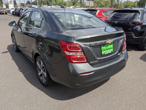 Used 2020 Chevrolet Sonic Premier FWD image 4