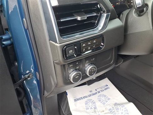 New 2026 GMC Yukon XL Elevation image 20