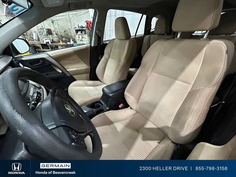 Used 2013 Toyota RAV4 XLE AWD/4WD image 26