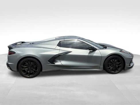 Used 2024 Chevrolet Corvette Stingray Premium Conv w/ Z51 Performance Package RWD image 3