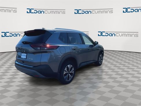 Used 2023 Nissan Rogue SV w/ SV Premium Package image 8