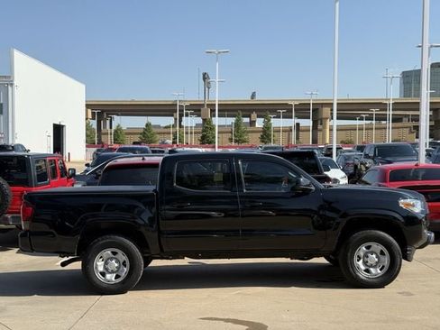 Used 2023 Toyota Tacoma SR w/ SR Convenience Package RWD image 3