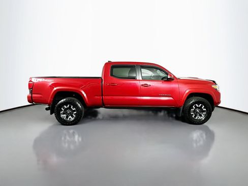 Used 2018 Toyota Tacoma TRD Sport w/ Technology Package RWD image 9