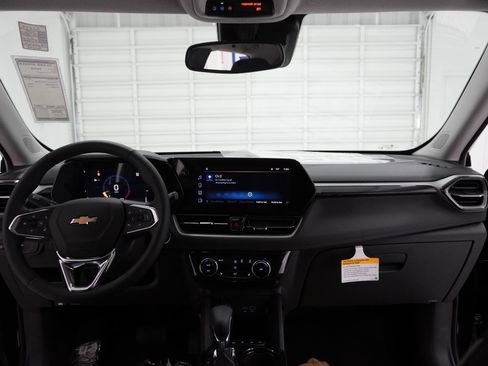 New 2026 Chevrolet TrailBlazer LT w/ Convenience Package AWD/4WD image 41