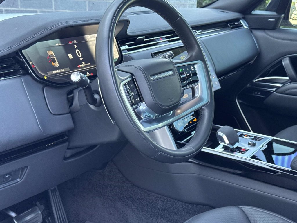 Certified 2023 Land Rover Range Rover SE AWD/4WD image 23