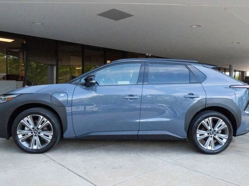 Certified 2023 Subaru Solterra AWD image 4