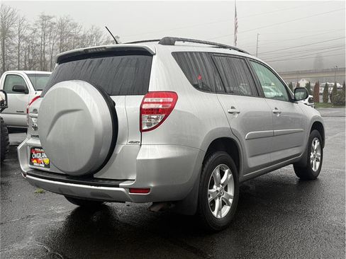 Used 2011 Toyota RAV4 4WD image 6