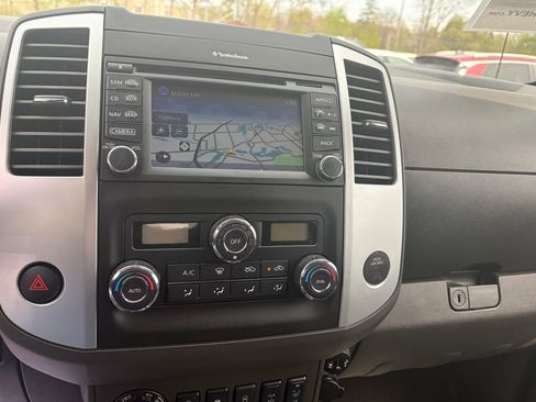 Used 2019 Nissan Frontier PRO-4X AWD/4WD image 21