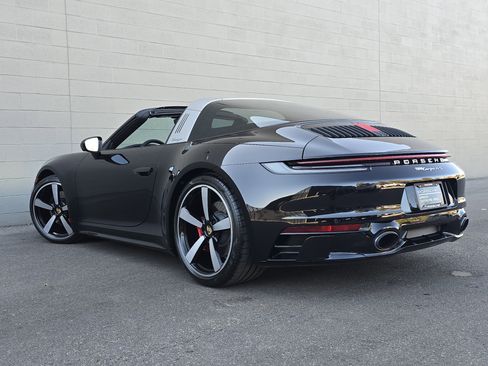 Certified 2024 Porsche 911 Targa 4S image 3