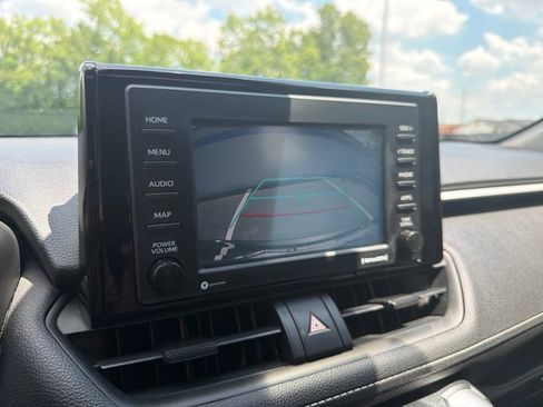 Used 2021 Toyota RAV4 XLE w/ Convenience Package AWD/4WD image 30