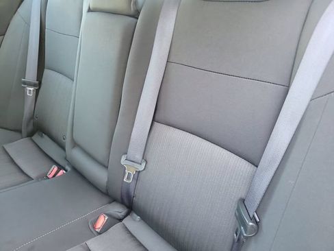 Used 2025 Nissan Altima 2.5 SV FWD image 15
