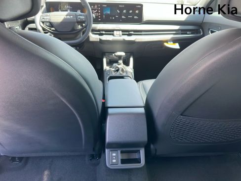 New 2026 Kia K4 EX FWD image 25