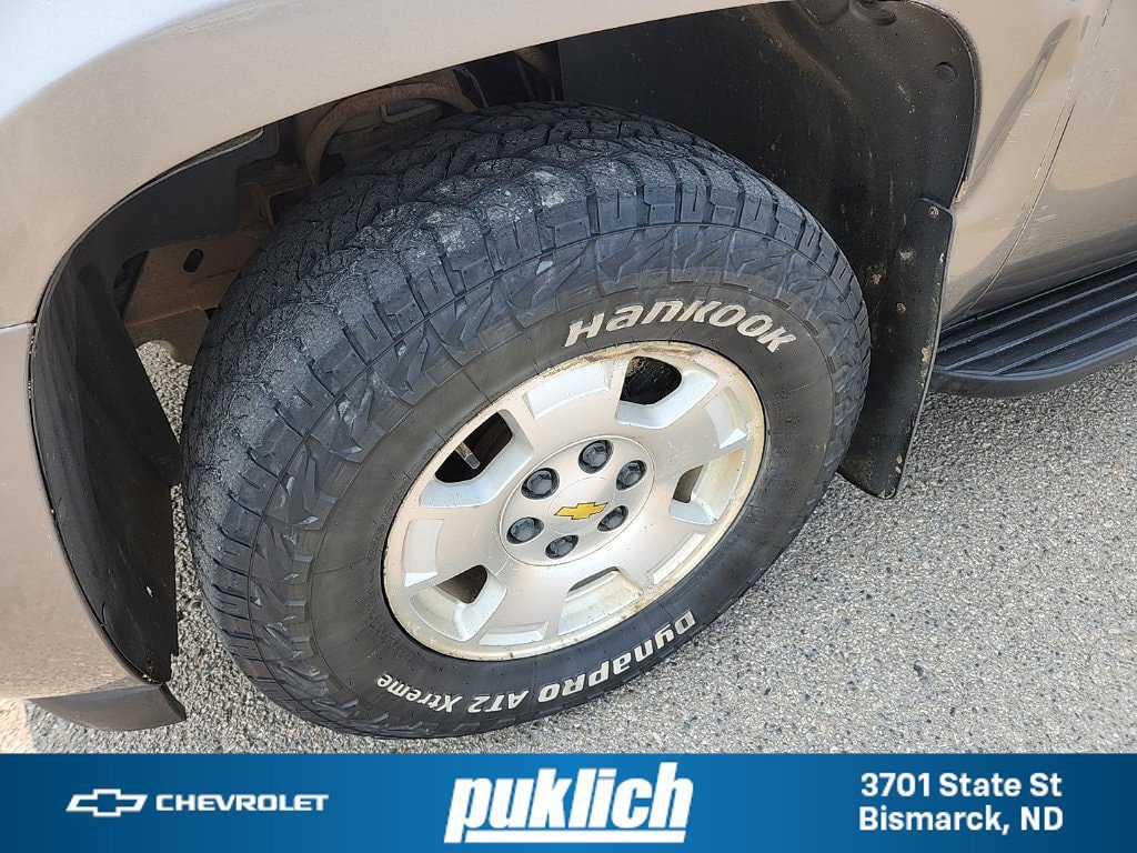 Used 2012 Chevrolet Suburban LS w/ Convenience Package 1 AWD/4WD image 43