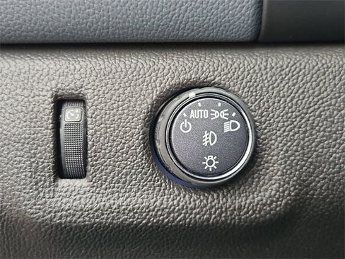 Certified 2022 Chevrolet Colorado Z71 w/ Safety Package image 16