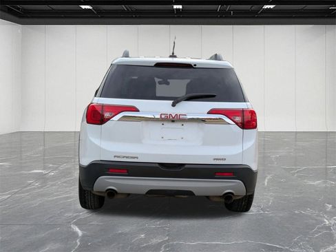 Used 2017 GMC Acadia SLE image 4