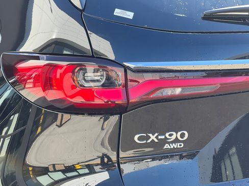 New 2025 MAZDA CX-90 Plug-In Hybrid w/Premium Sport image 31
