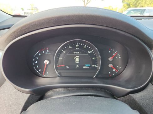 Used 2020 Kia Sorento SX image 34
