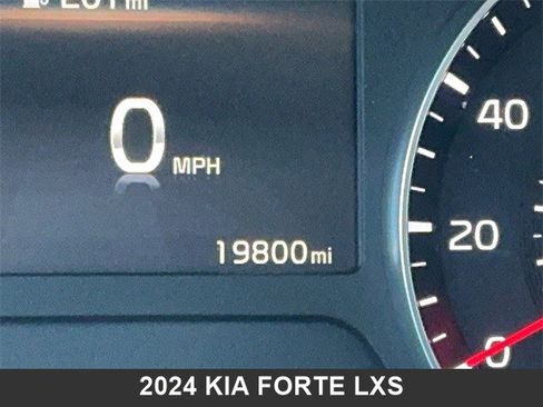 Certified 2024 Kia Forte LXS w/ LXS Technology Package image 23