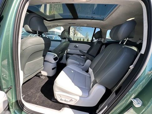 Used 2026 Hyundai Ioniq 9 Calligraphy AWD/4WD image 17