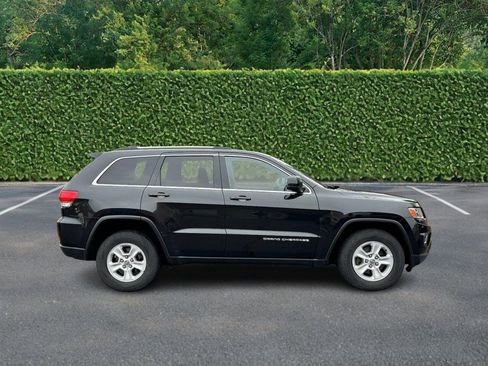Used 2014 Jeep Grand Cherokee Laredo w/ Security & Convenience Group image 2