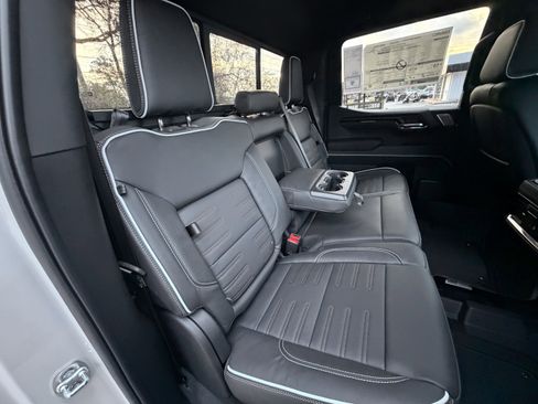 New 2026 GMC Sierra 1500 AT4X image 18
