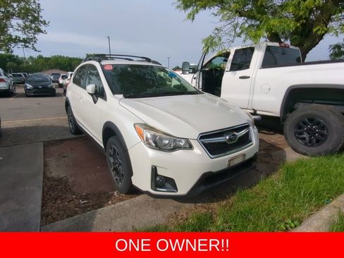 Used 2016 Subaru Crosstrek 2.0i Premium AWD/4WD image 2