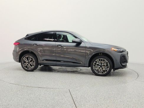 New 2026 Audi Q5 Premium Plus AWD/4WD image 4