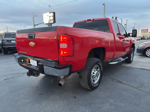 Used 2013 Chevrolet Silverado 2500 W/T w/ Snow Plow Prep Package image 6