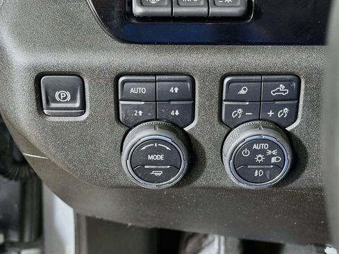Used 2025 Chevrolet Silverado 2500 ZR2 w/ ZR2 Bison Edition AWD/4WD image 12