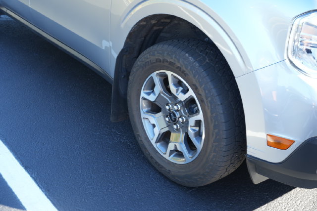 Used 2024 Ford Maverick XLT w/ XLT Luxury Package AWD/4WD image 2