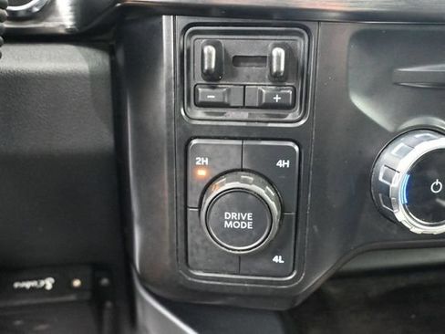 Certified 2024 Ford F450 Lariat w/ Lariat Ultimate Package AWD/4WD image 29